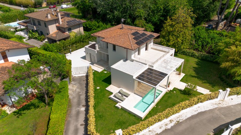 Villa à Forte dei Marmi