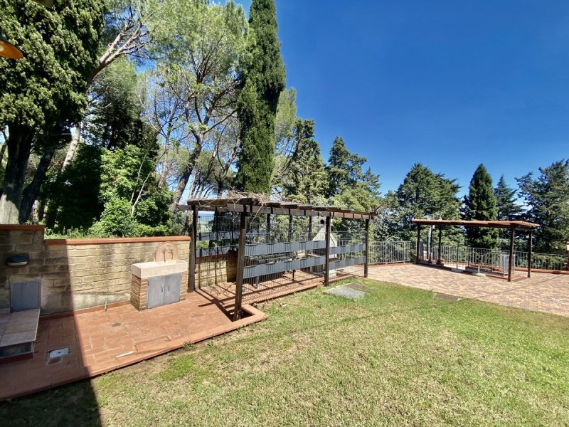 Casa indipendente a Gavorrano