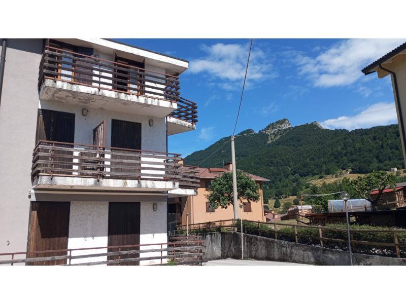 托内扎德尔奇莫内公寓