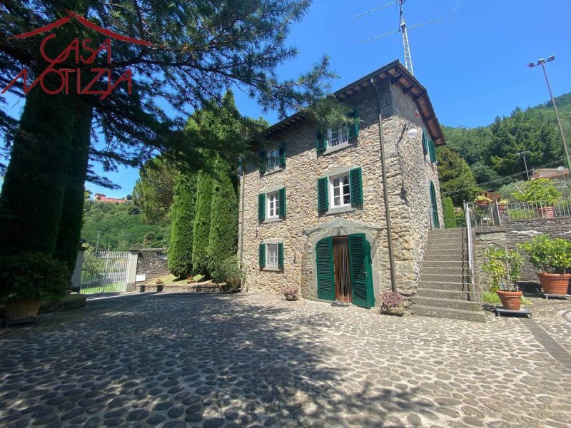 Вилла в Баньи-ди-Лукка