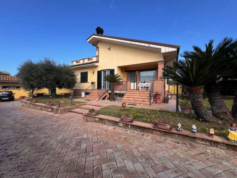 5 Bedrooms House for sale in Anzio [812837] | Gate-away®
