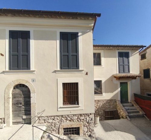 Detached house in Arpino