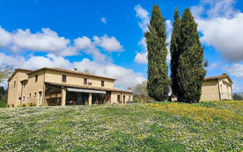 Casa histórica em Arcevia