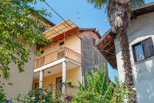 Cielo/Tierra en Almenno San Bartolomeo