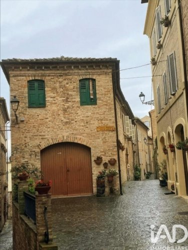 Moradia em Montefiore dell'Aso