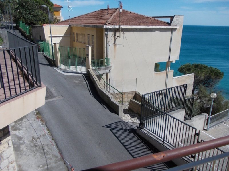 博尔焦韦雷齐公寓