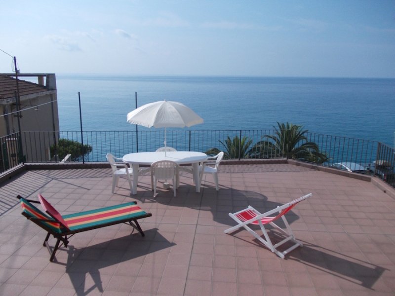 博尔焦韦雷齐公寓