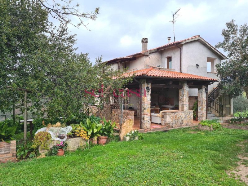 Сельский дом в Роккастрада