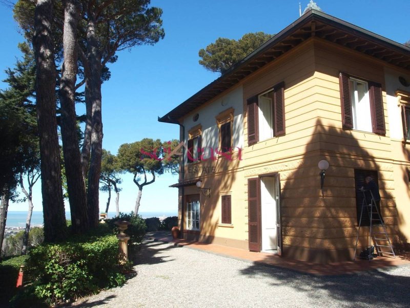 Villa in Livorno