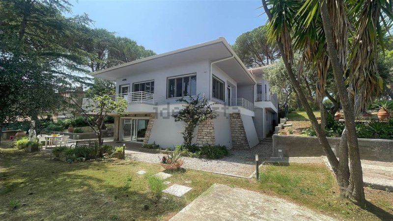 Villa en Rosignano Marittimo