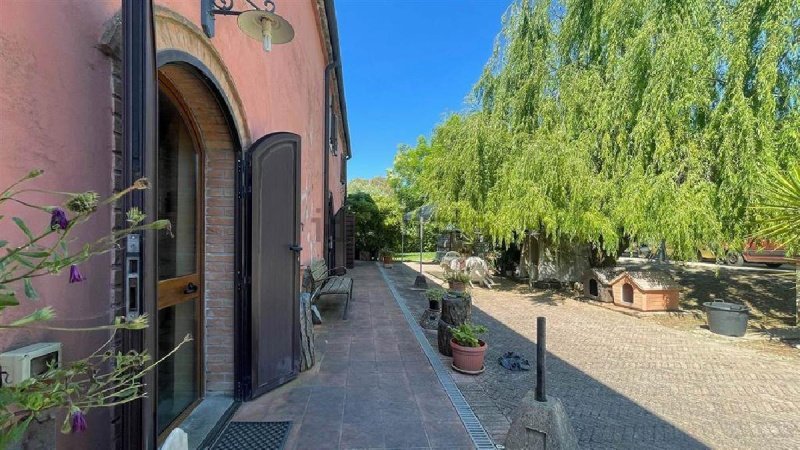 圣卢切半独立房屋