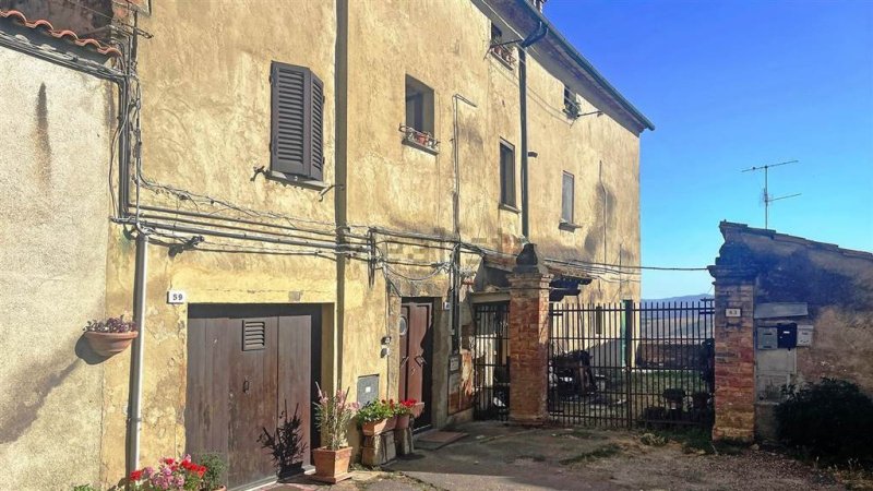 Appartement in Volterra