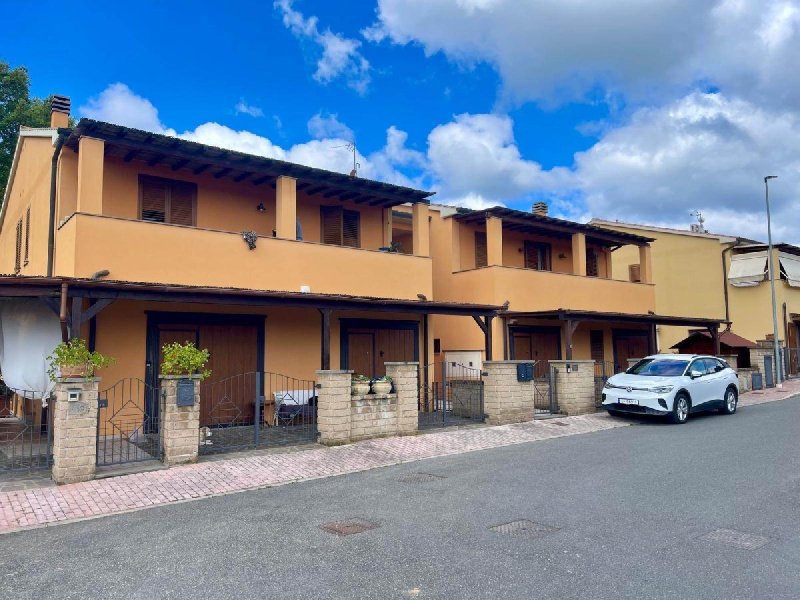 Таунхаус в Суверето