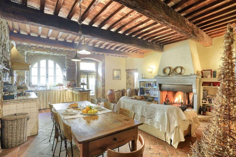 4 Bedrooms Top-to-bottom house for sale in Rosignano Marittimo [798933] | Gate-away®