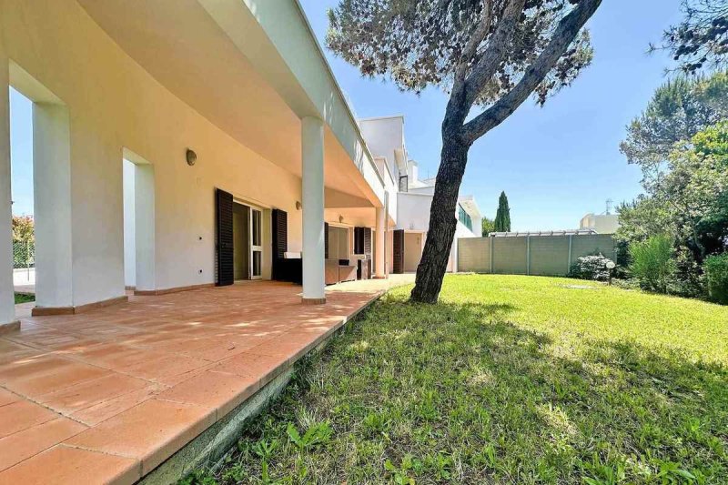 滨海罗西尼亚诺别墅