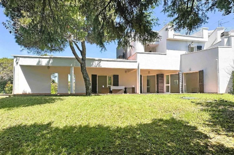 3 Bedrooms Villa for sale in Rosignano Marittimo [808342] | Gate-away®
