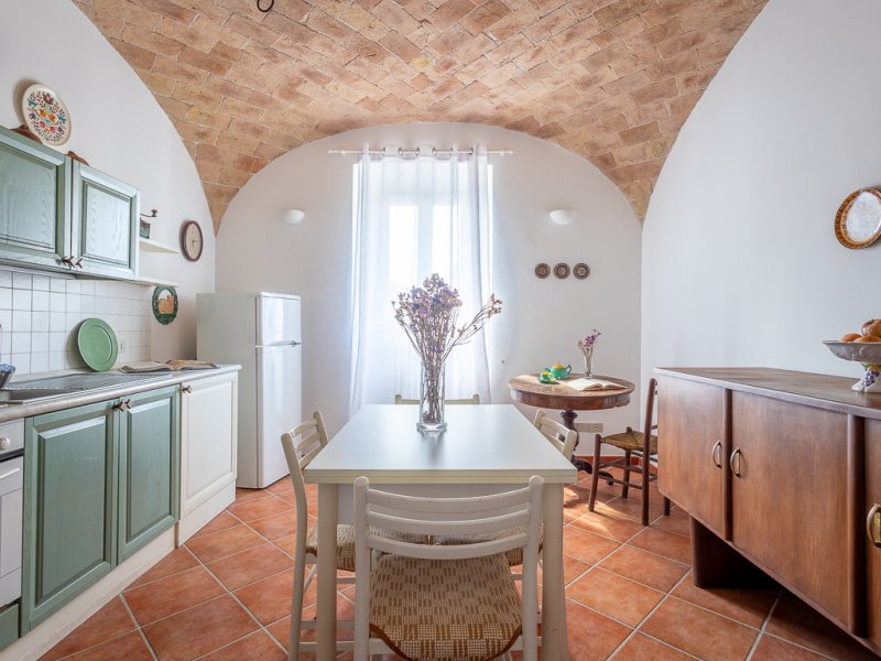 巴尼奥雷焦公寓