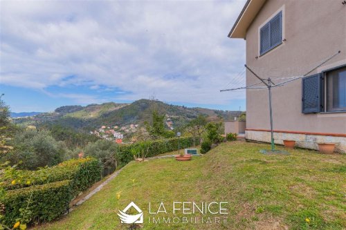 Moradia em Vezzano Ligure