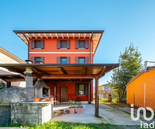 Villa in Novi di Modena