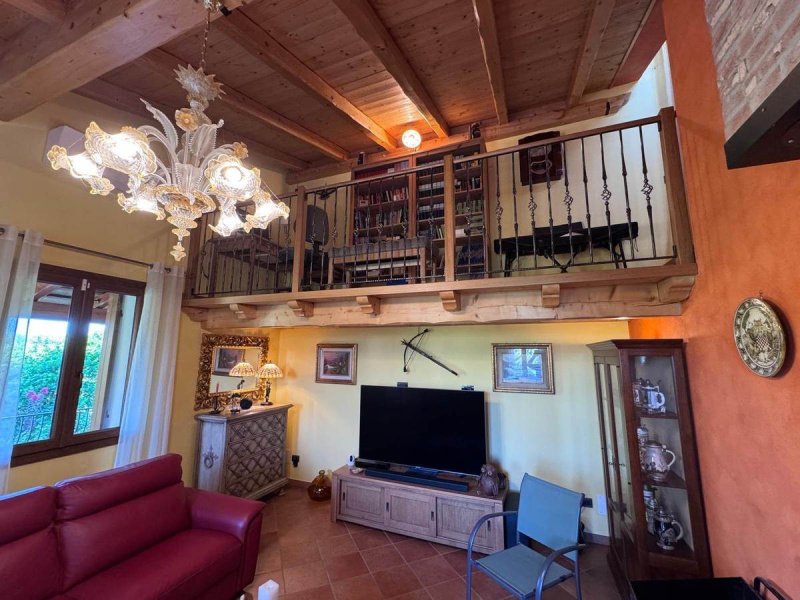 Casa independente em Sant'Elena