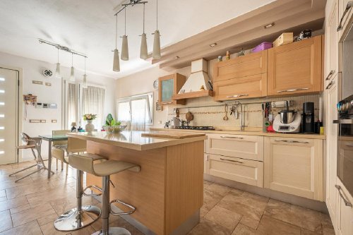 Maison jumelée à Creazzo