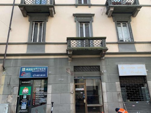 Local commercial à Novare