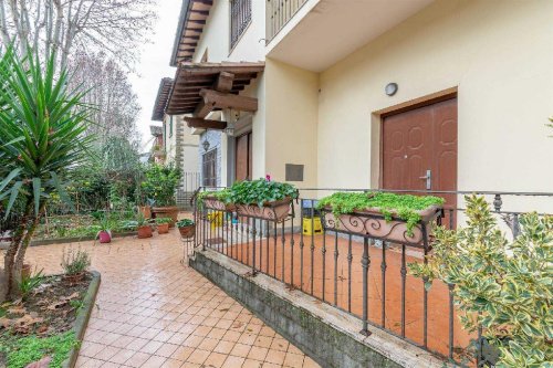 Hus från källare till tak i Florens