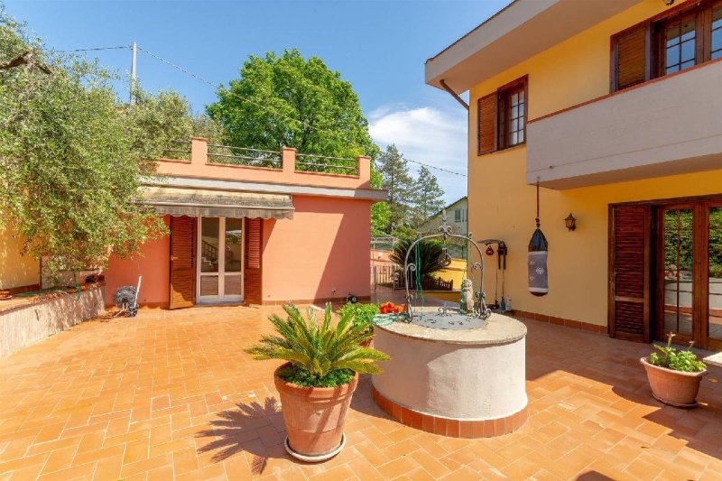 Teto/Chão em Carmignano