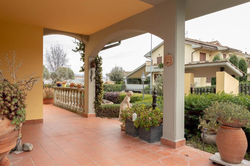 Moradia em Poggio a Caiano