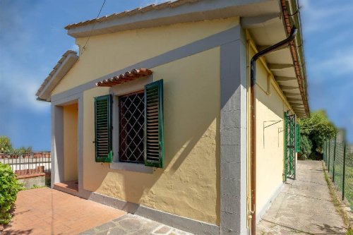 Крыша/земля в Поджо-а-Кайано