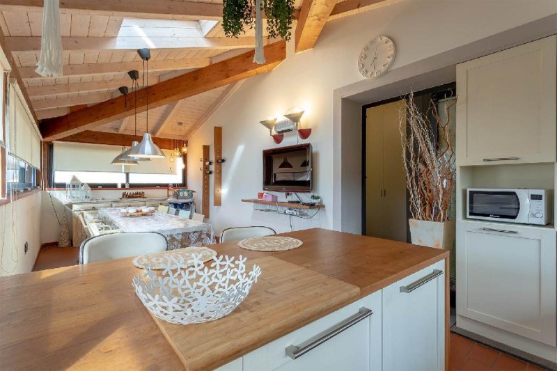 比森齐奥营公寓