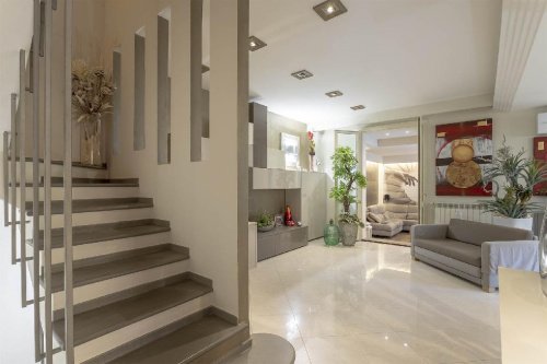 Таунхаус в Синья