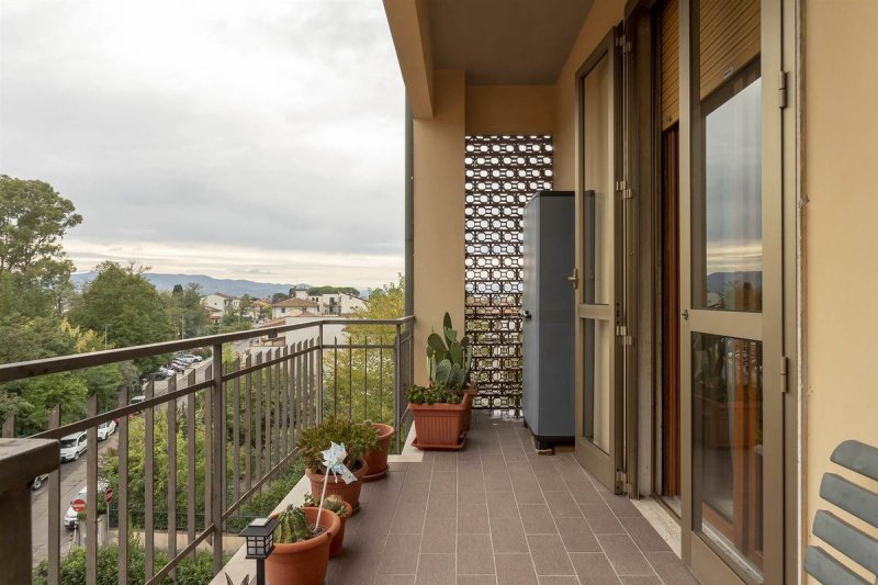 Apartamento en Campi Bisenzio