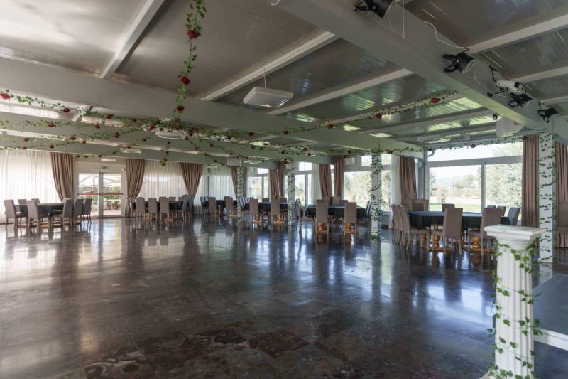 Local commercial à Cerveteri