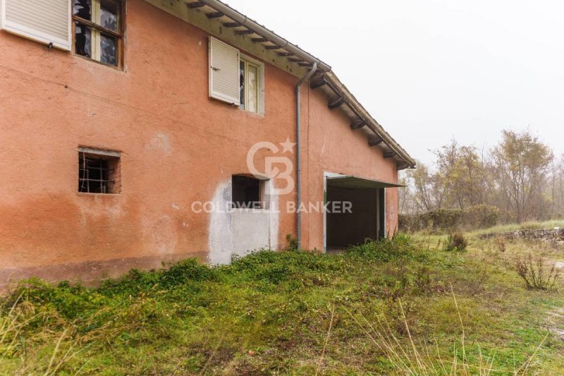 Villa in Campello sul Clitunno