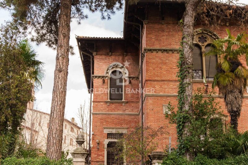 Villa in Foligno