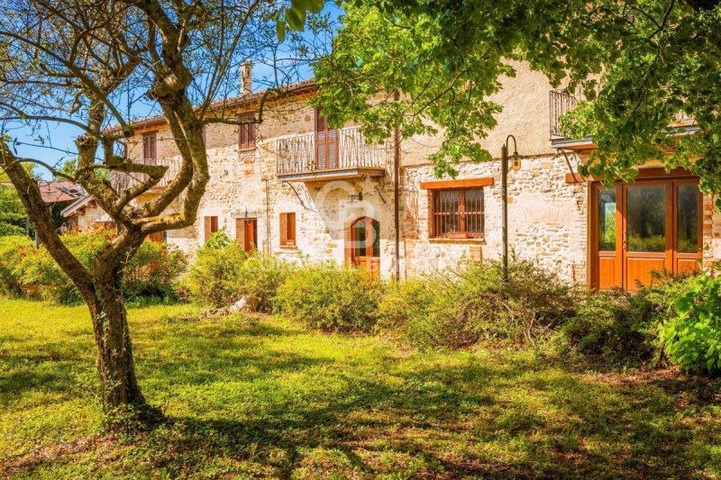 Country house in Castel Ritaldi