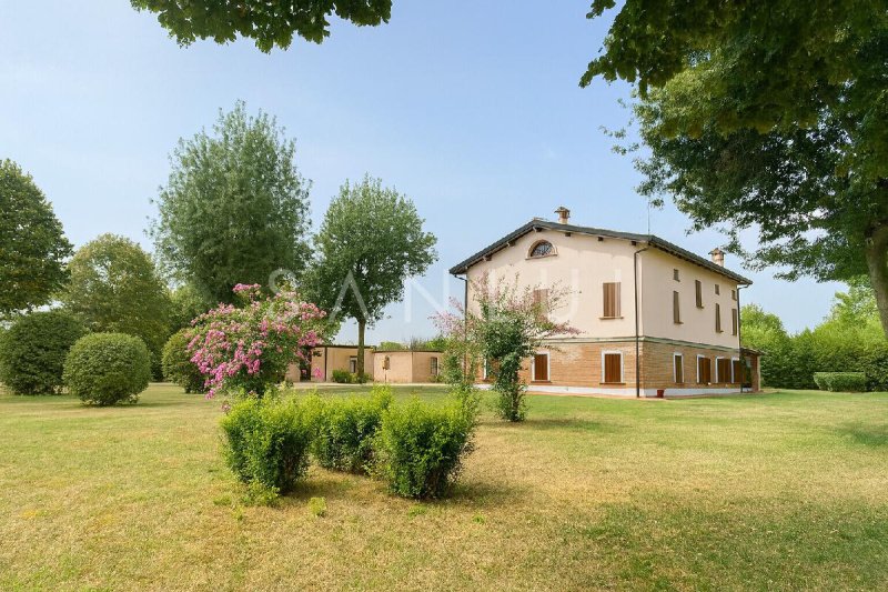 Villa à Carpi