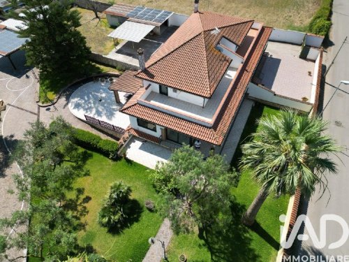 Villa in Nettuno
