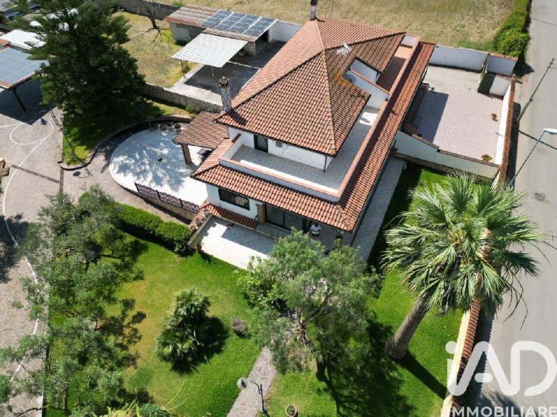 Villa in Nettuno