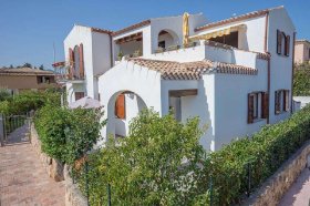 Reihenhaus in Budoni