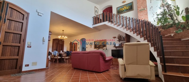 Вилла в Вальдериче