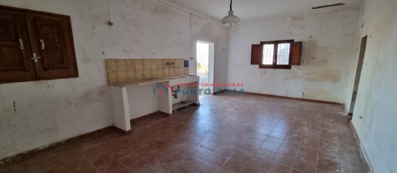 Detached house in Paceco