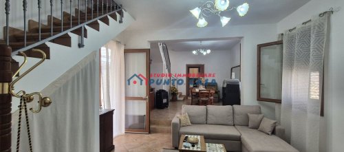 Detached house in Valderice