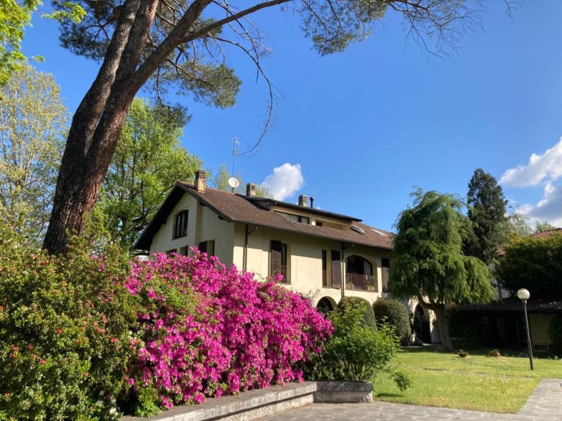 Villa in Castelletto sopra Ticino