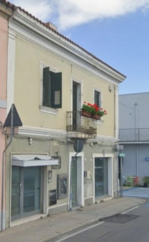 奧爾比亞半独立房屋