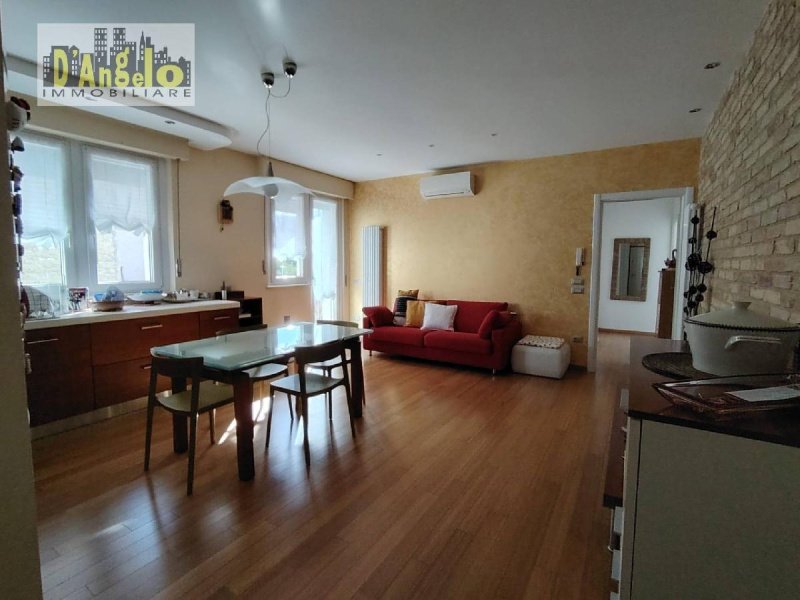 Apartamento em Offida