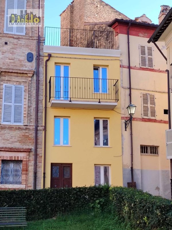 Casa semi indipendente a Offida