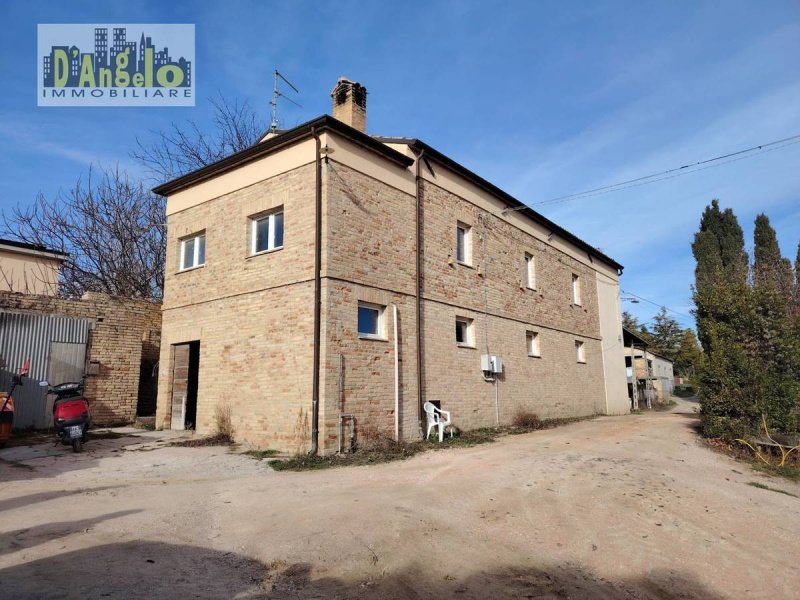 Особняк в Коссиньяно