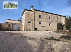 Casa independiente en Cossignano
